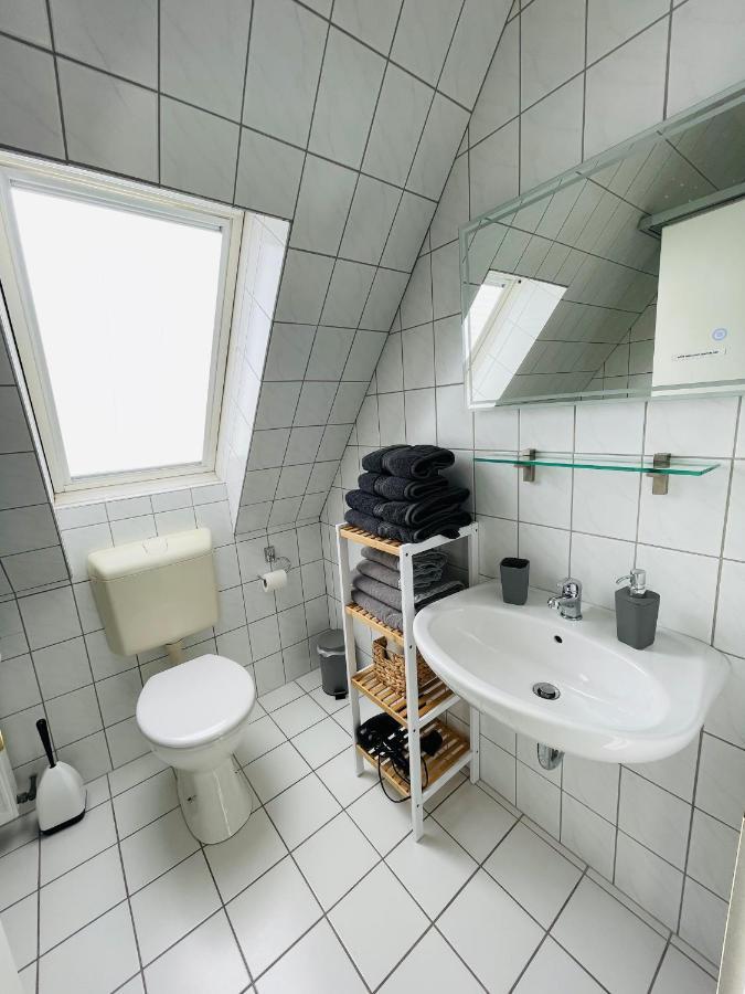 Exclusives Apartment Im Herzen Von Вестерланд Экстерьер фото